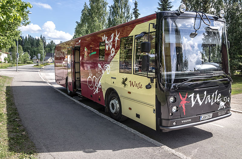 Uudet linjat vuonna 2021: Bussi poistuvat Tampereentieltä Lempäälän keskustassa – Lisää Ideaparkin kautta kulkevia linja-autovuoroja: Uusi reitti 52 on nopea yhteys Kuljusta ja Sääksjärveltä Tampereelle