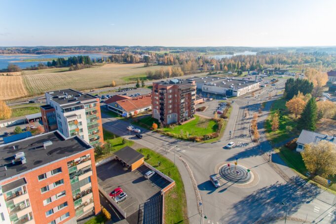 Lempäälän keskusta kuvattuna ilmasta.