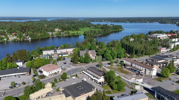 Ilmakuva Lempäälän kuntakeskuksesta ja Lempäälä-talosta