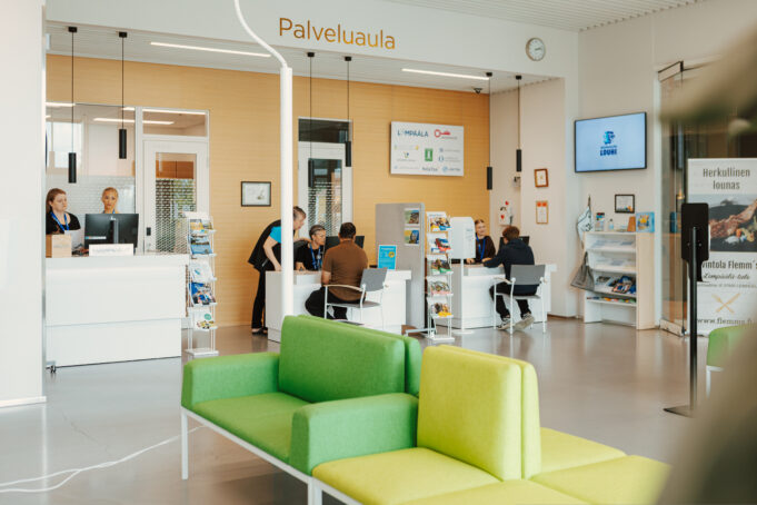 Yleiskuva Palvelukäytävän Palveluaulasta.